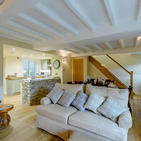 3 Bed In Leyburn 89746 Holiday home Spennithorne