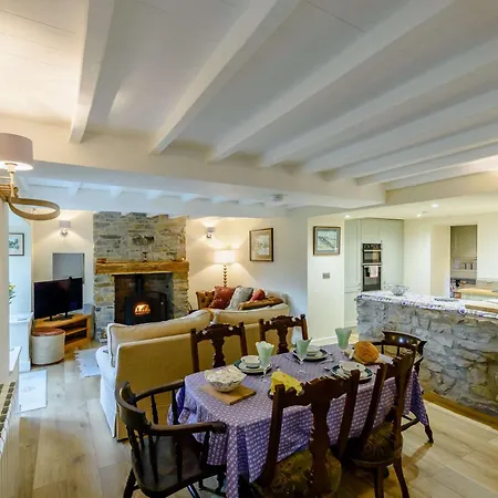 3 Bed In Leyburn 89746 Holiday home
